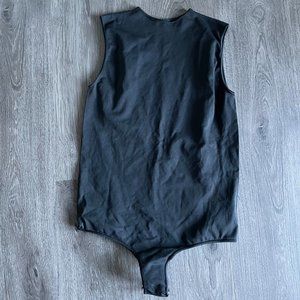 Skims Essential Crew Neck Sleeveless Bodysuit Onyx Black L/XL